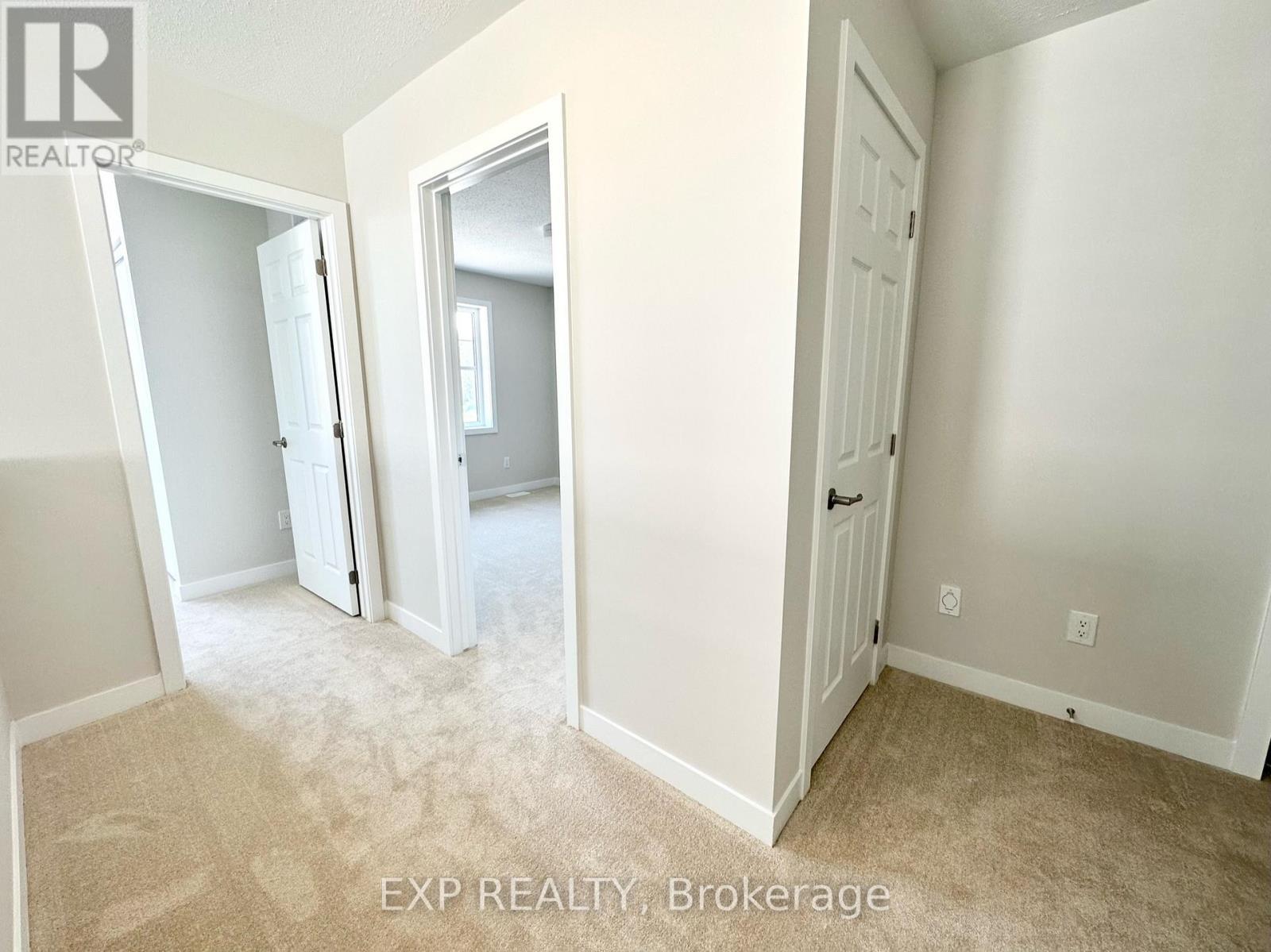 












2433 WATERCOLOURS WAY

,
Ottawa,




Ontario
K2J7A9

