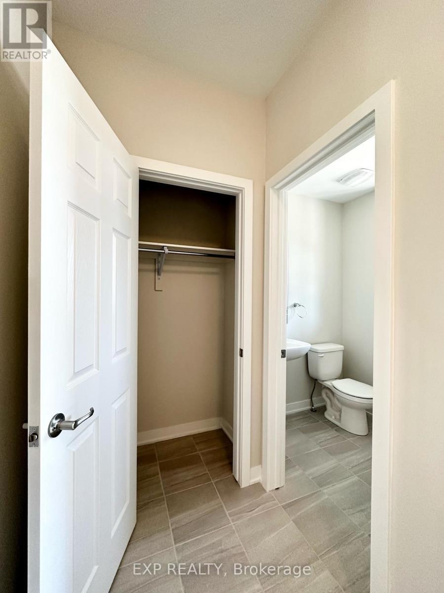 












2433 WATERCOLOURS WAY

,
Ottawa,




Ontario
K2J7A9

