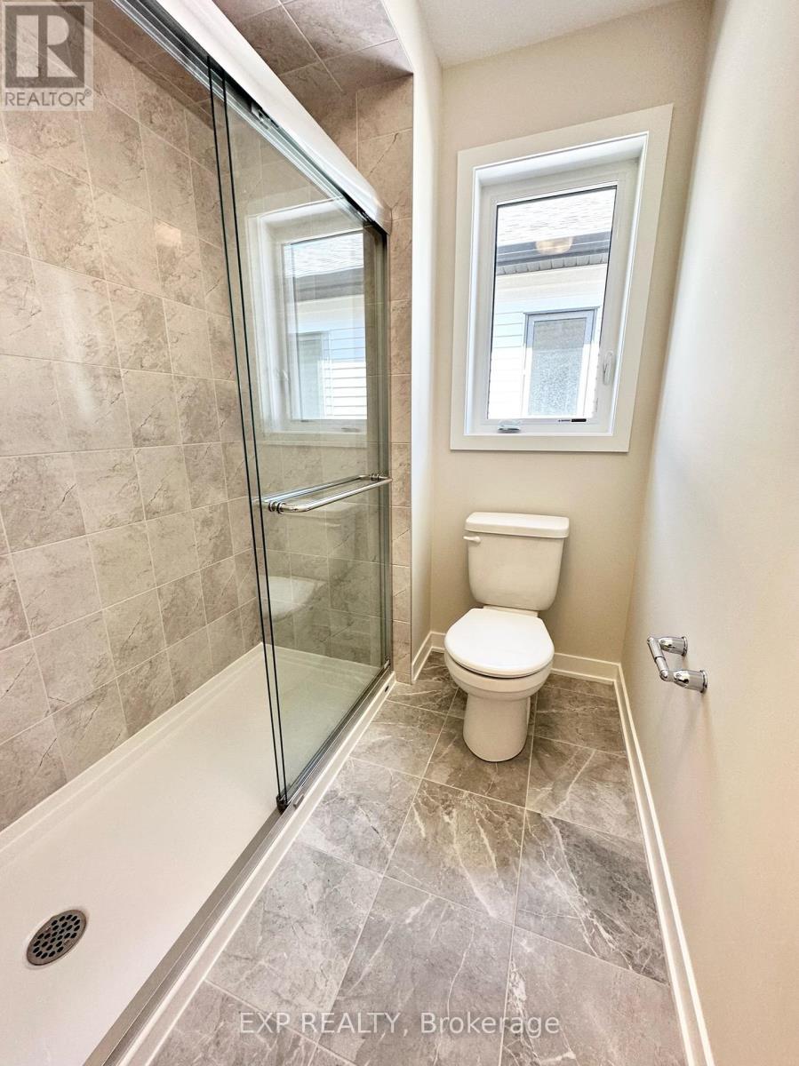 












2433 WATERCOLOURS WAY

,
Ottawa,




Ontario
K2J7A9

