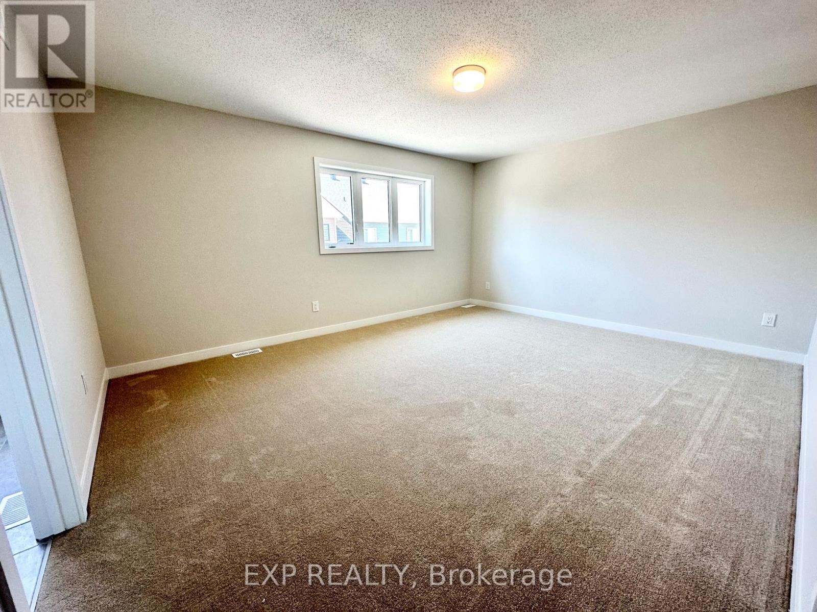 












2433 WATERCOLOURS WAY

,
Ottawa,




Ontario
K2J7A9

