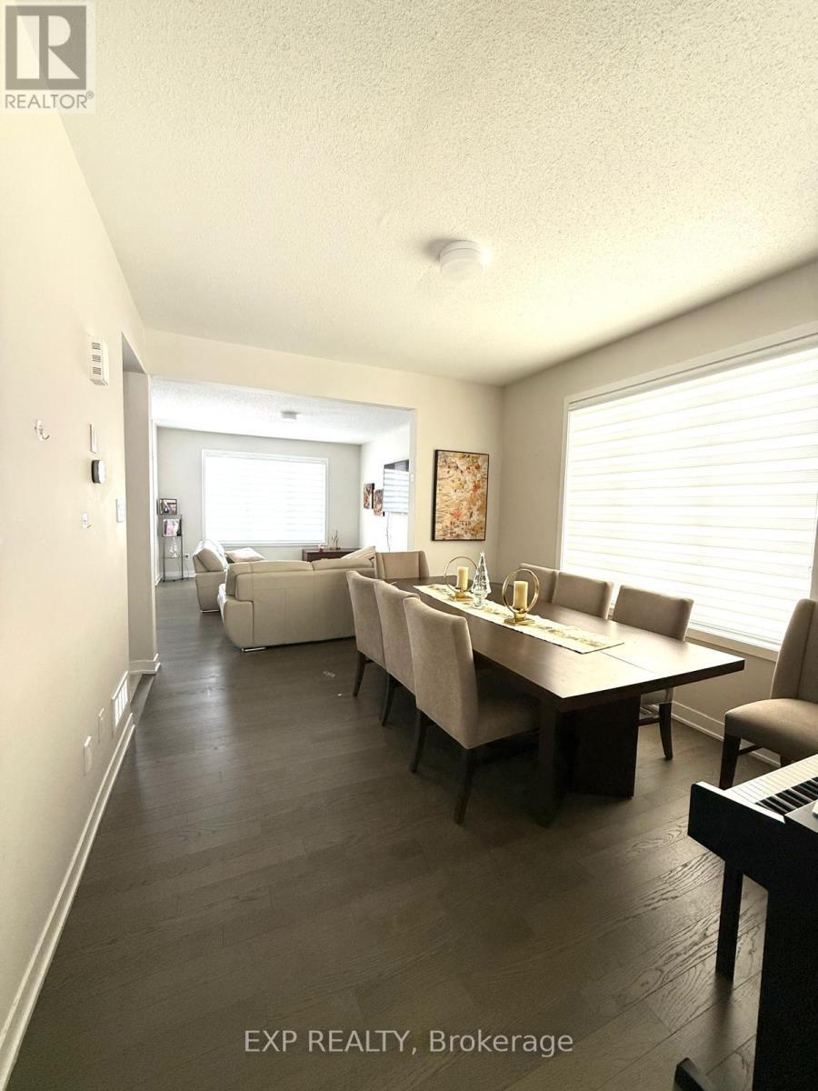 












2433 WATERCOLOURS WAY

,
Ottawa,




Ontario
K2J7A9


