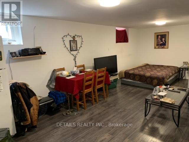 












1534 BASELINE ROAD

,
Ottawa,




Ontario
K2C0B3


