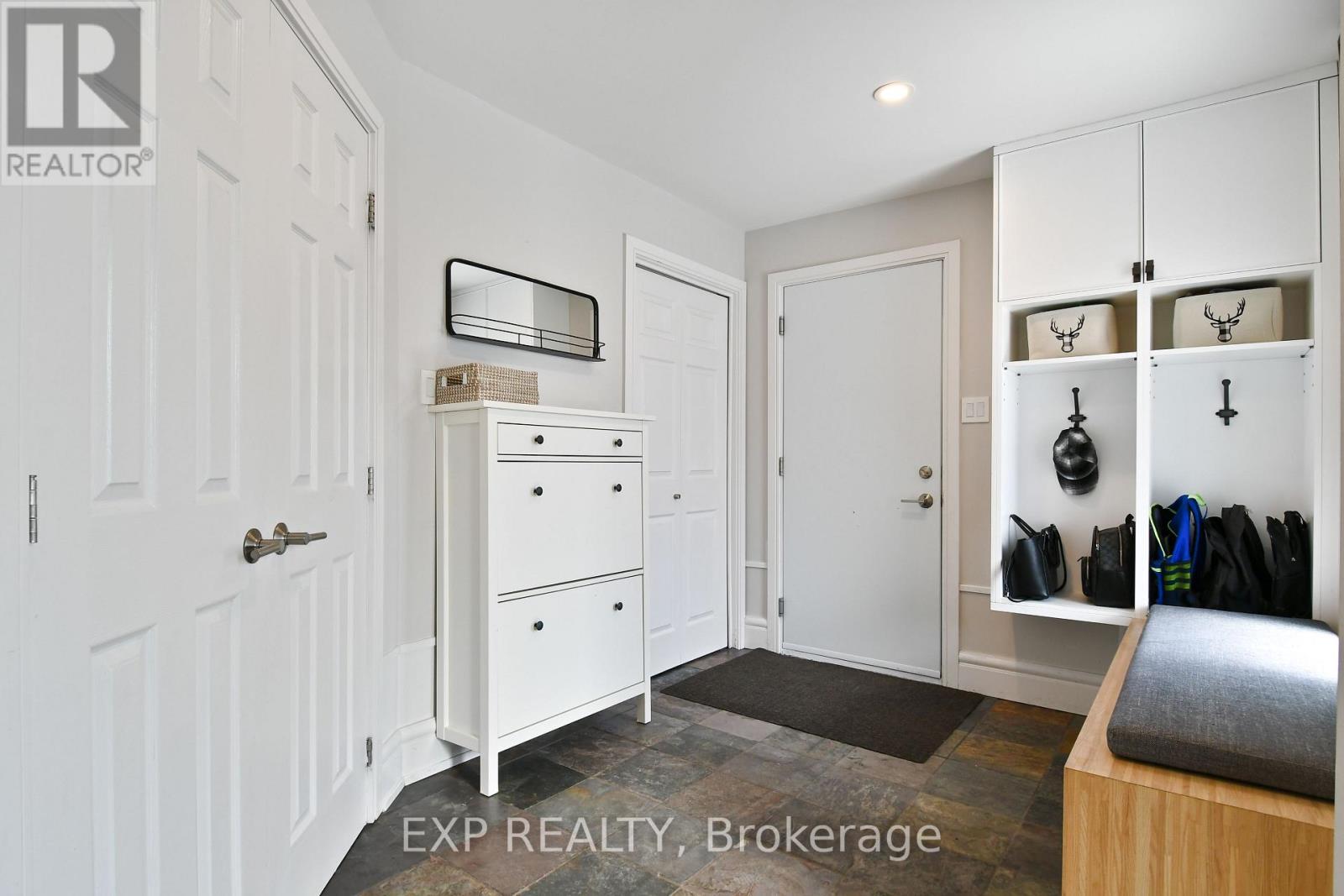 












3616 ALBION ROAD S

,
Ottawa,




Ontario
K1T1A3

