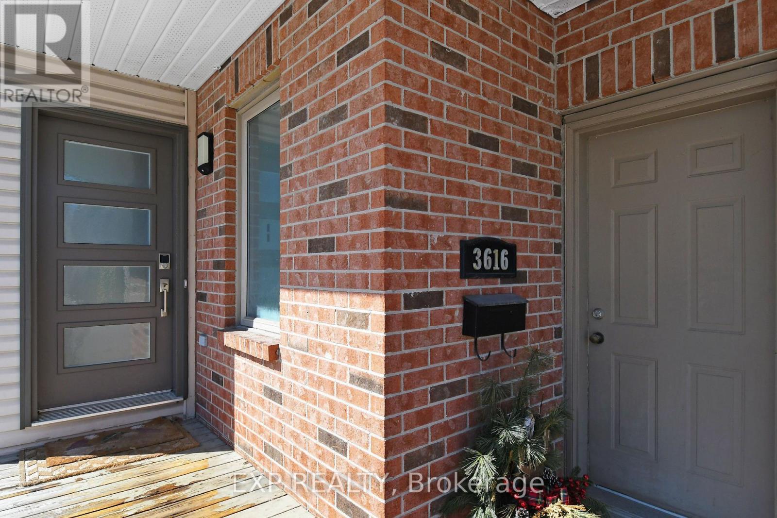 












3616 ALBION ROAD S

,
Ottawa,




Ontario
K1T1A3

