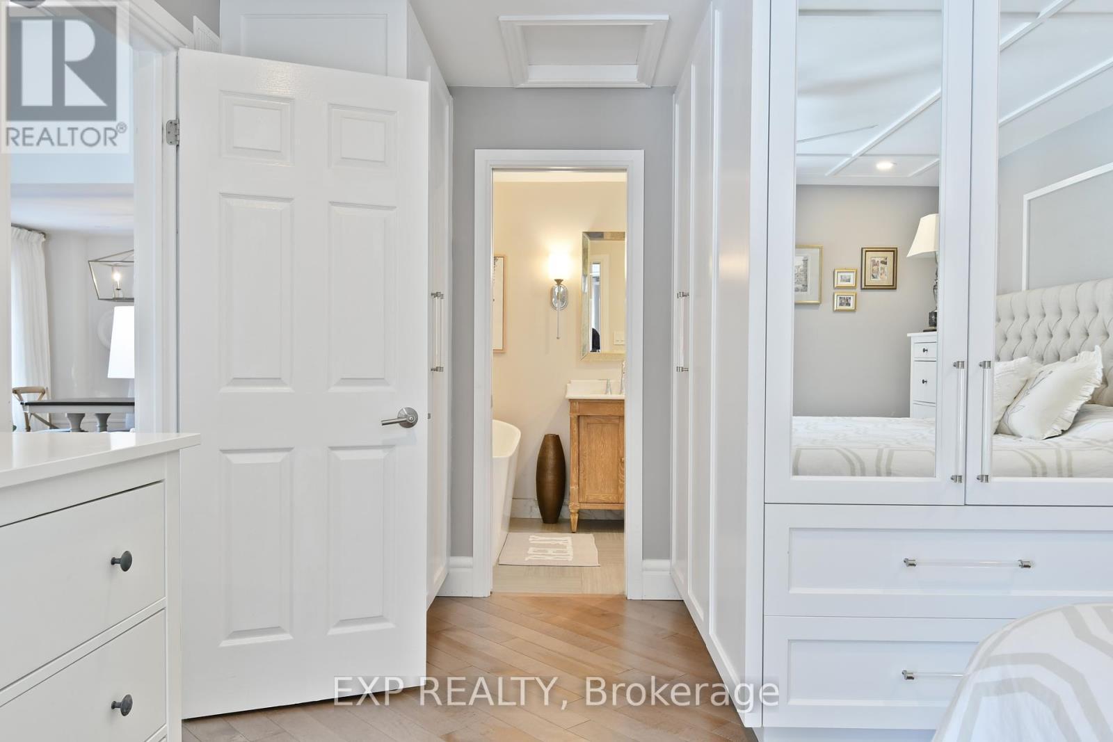 












3616 ALBION ROAD S

,
Ottawa,




Ontario
K1T1A3

