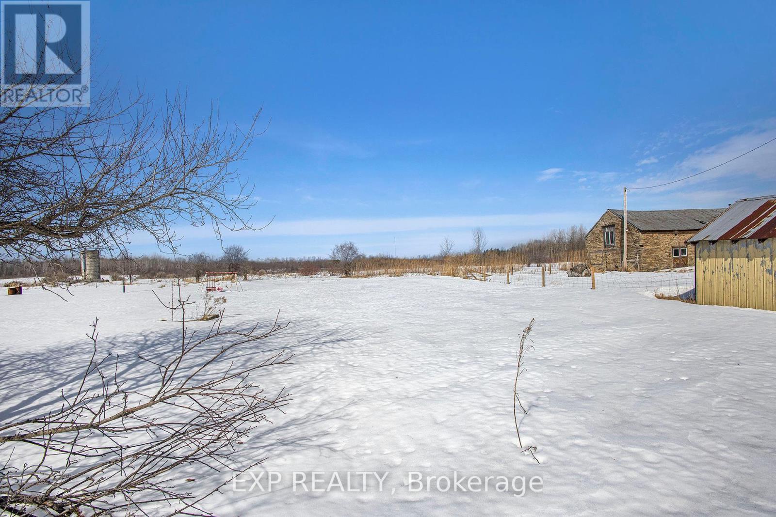 












52 HUNTERS ROAD

,
Rideau Lakes,




Ontario
K7A4S5


