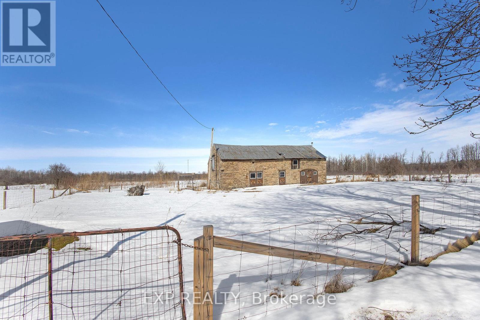 












52 HUNTERS ROAD

,
Rideau Lakes,




Ontario
K7A4S5

