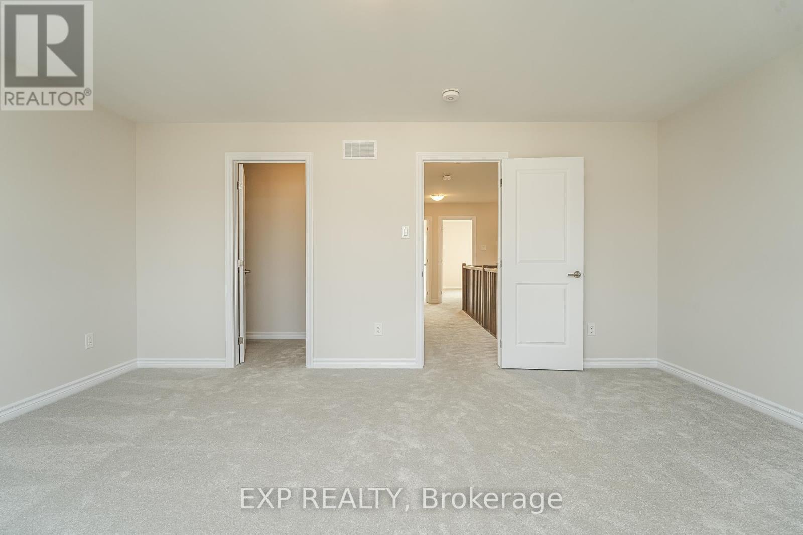












304 OAKMONT DRIVE

,
North Grenville,




Ontario
K0G1J0


