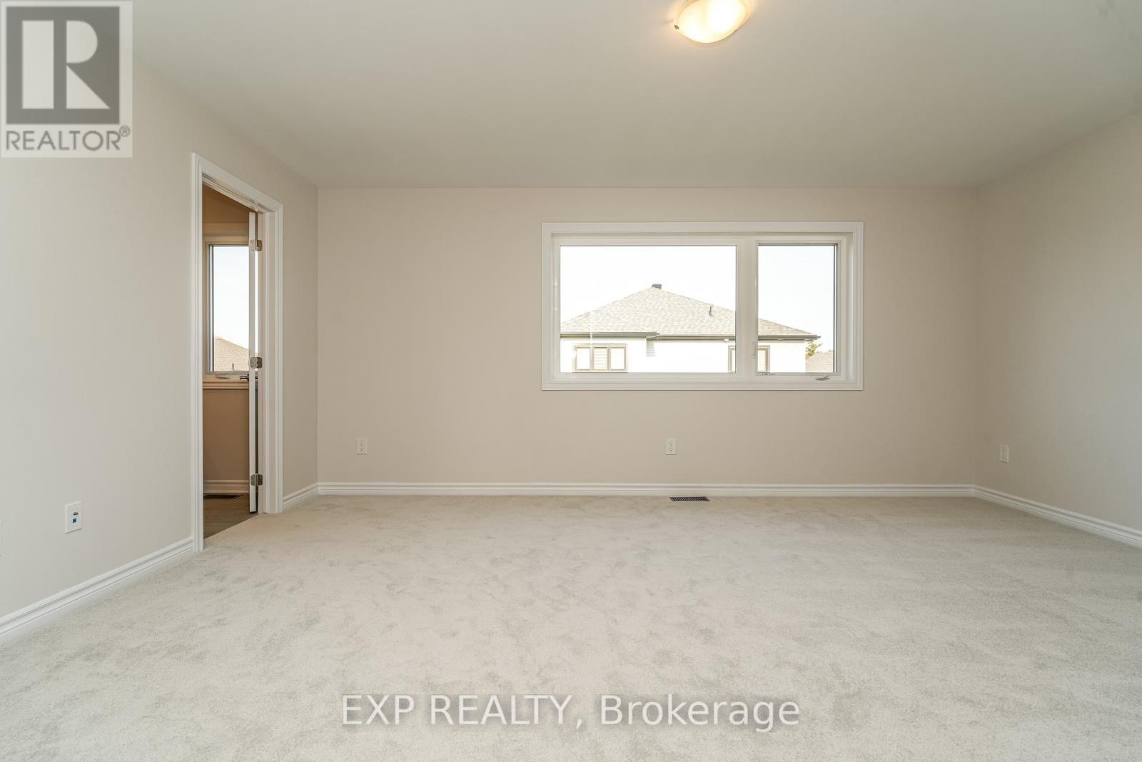 












304 OAKMONT DRIVE

,
North Grenville,




Ontario
K0G1J0

