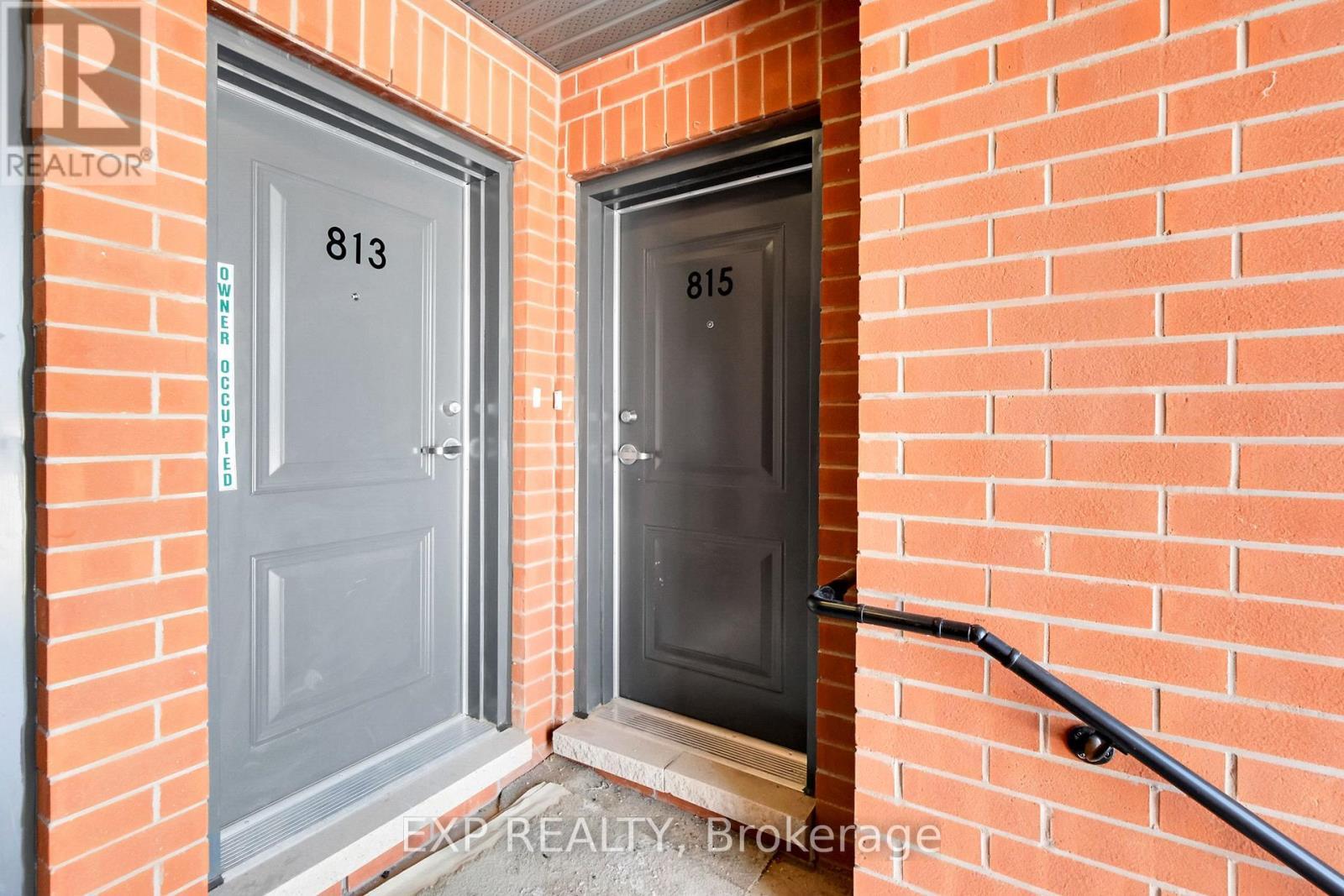 












815 SILHOUETTE

,
Ottawa,




Ontario
K2J4S3

