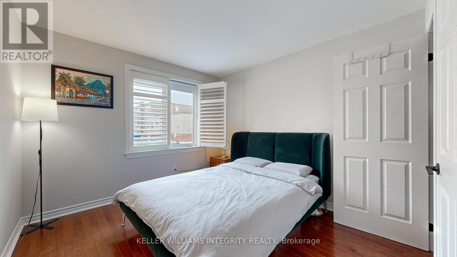 












245 CUMBERLAND STREET

,
Ottawa,




Ontario
K1N8W6


