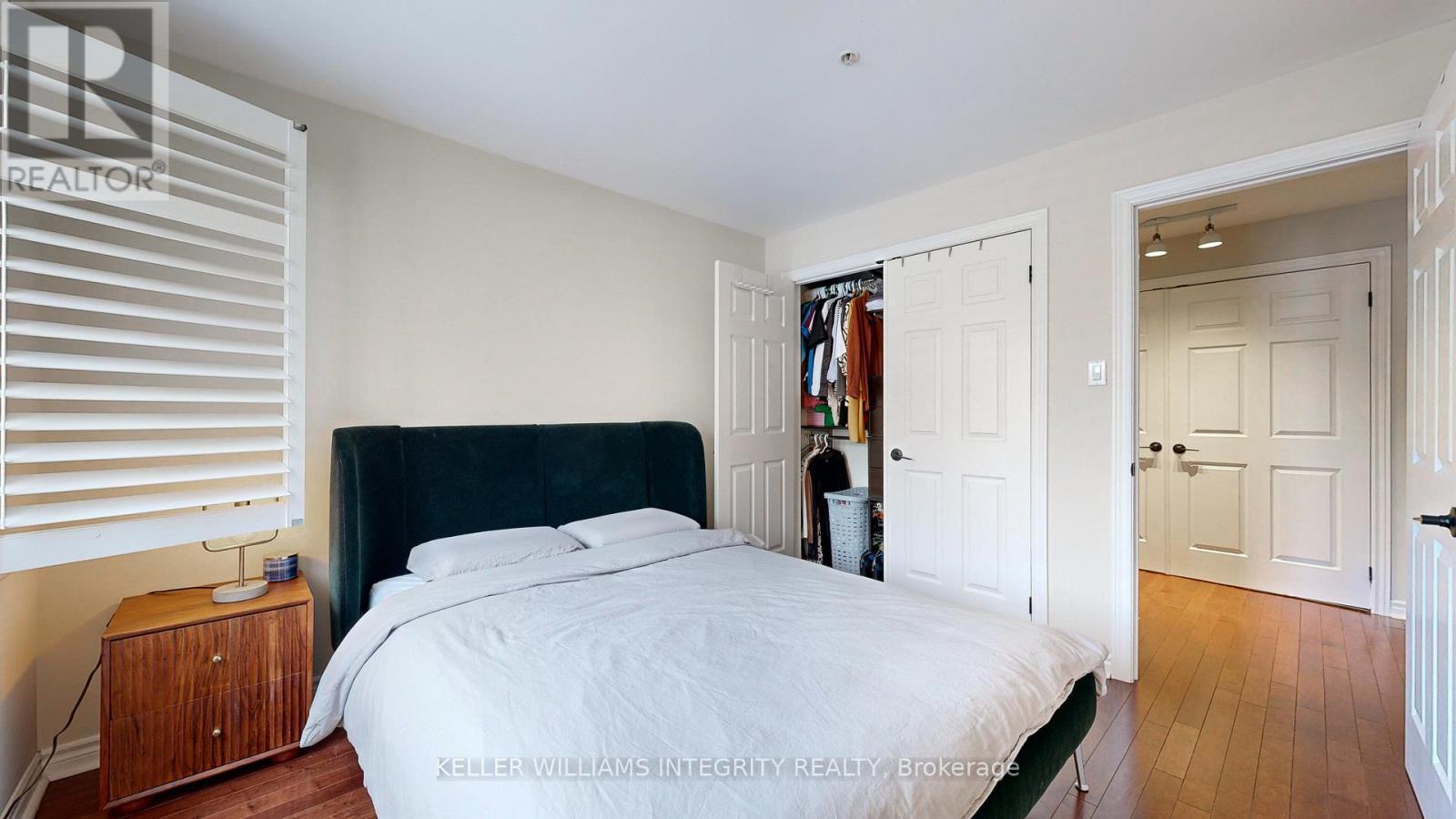 












245 CUMBERLAND STREET

,
Ottawa,




Ontario
K1N8W6

