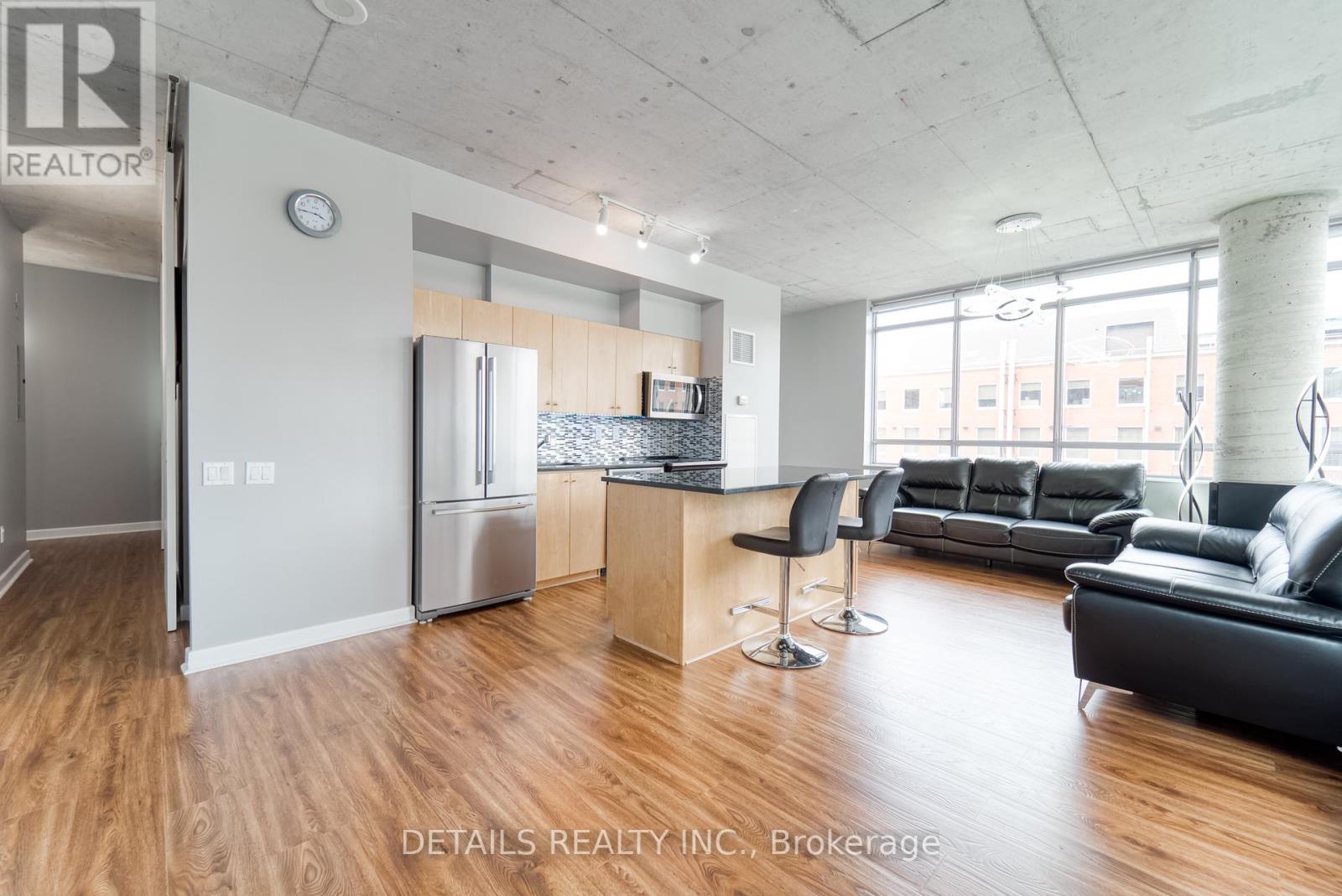 












308 - 180 YORK STREET

,
Ottawa,




Ontario
K1N1J6

