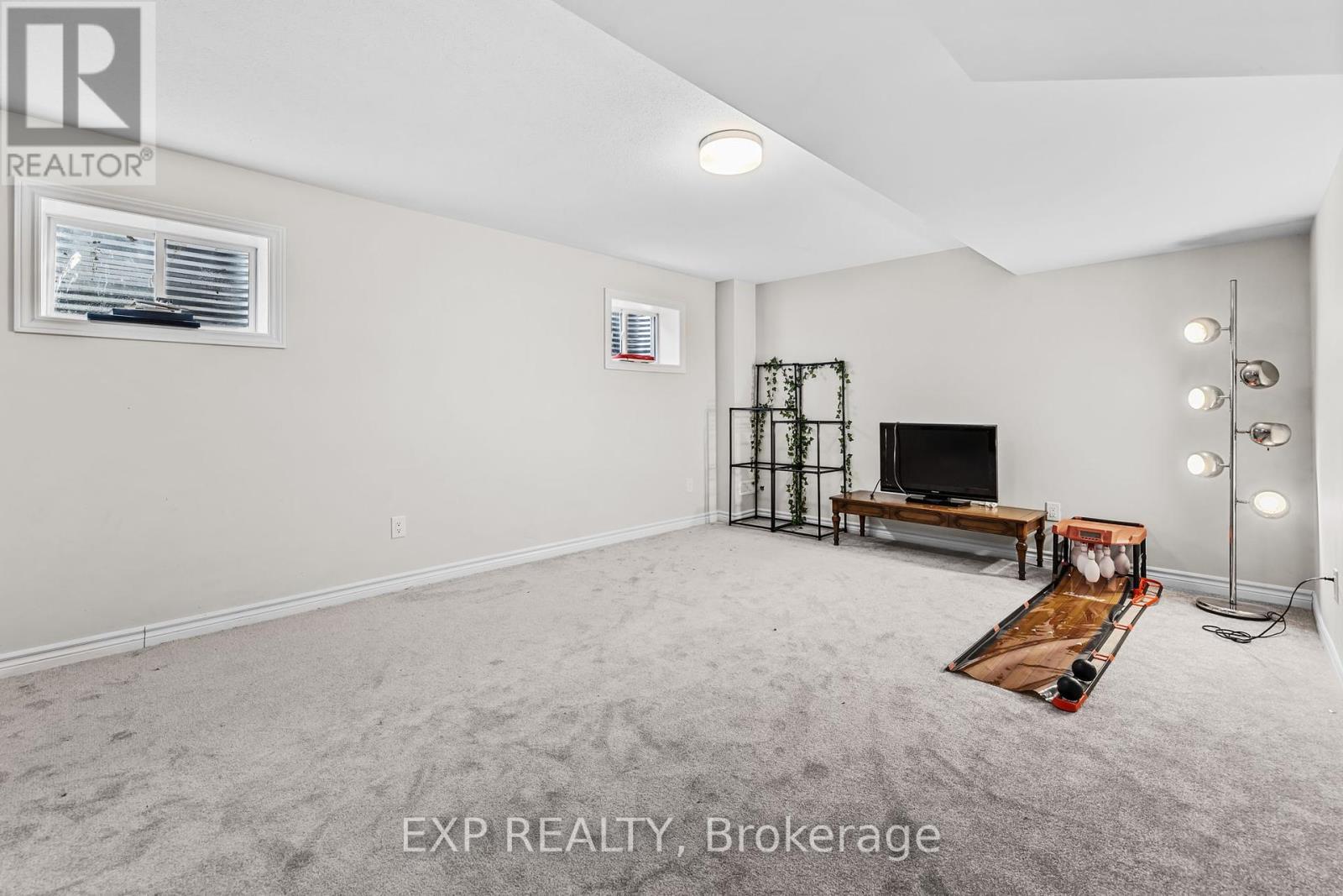 












229 APPALACHIAN CIRCLE

,
Ottawa,




Ontario
K2J6X4

