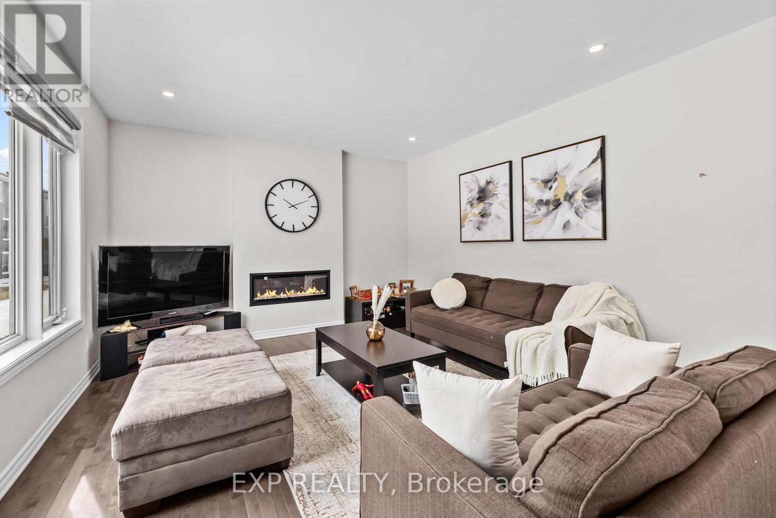 












229 APPALACHIAN CIRCLE

,
Ottawa,




Ontario
K2J6X4

