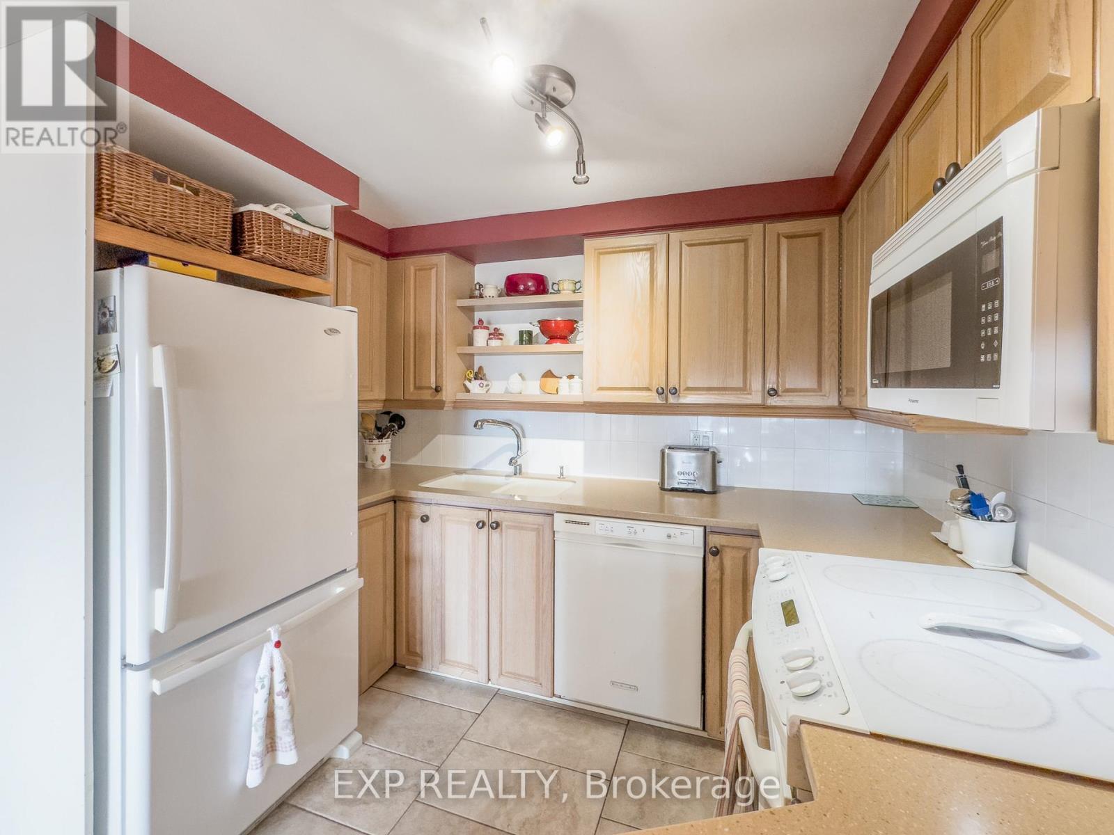 












1104 - 373 LAURIER AVENUE E

,
Ottawa,




Ontario
K1N8X6

