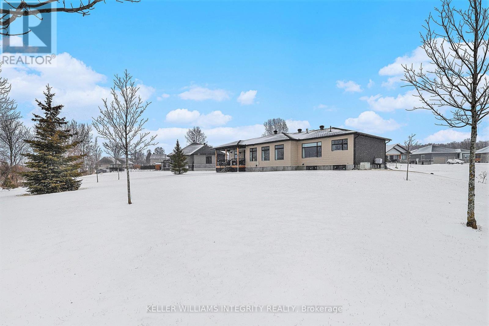 












308 AUTUMN MEADOW WAY

,
Ottawa,




Ontario
K2A2T0


