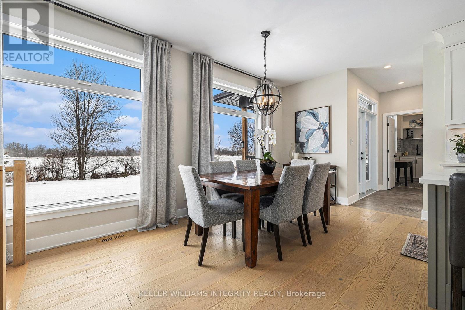 












308 AUTUMN MEADOW WAY

,
Ottawa,




Ontario
K2A2T0

