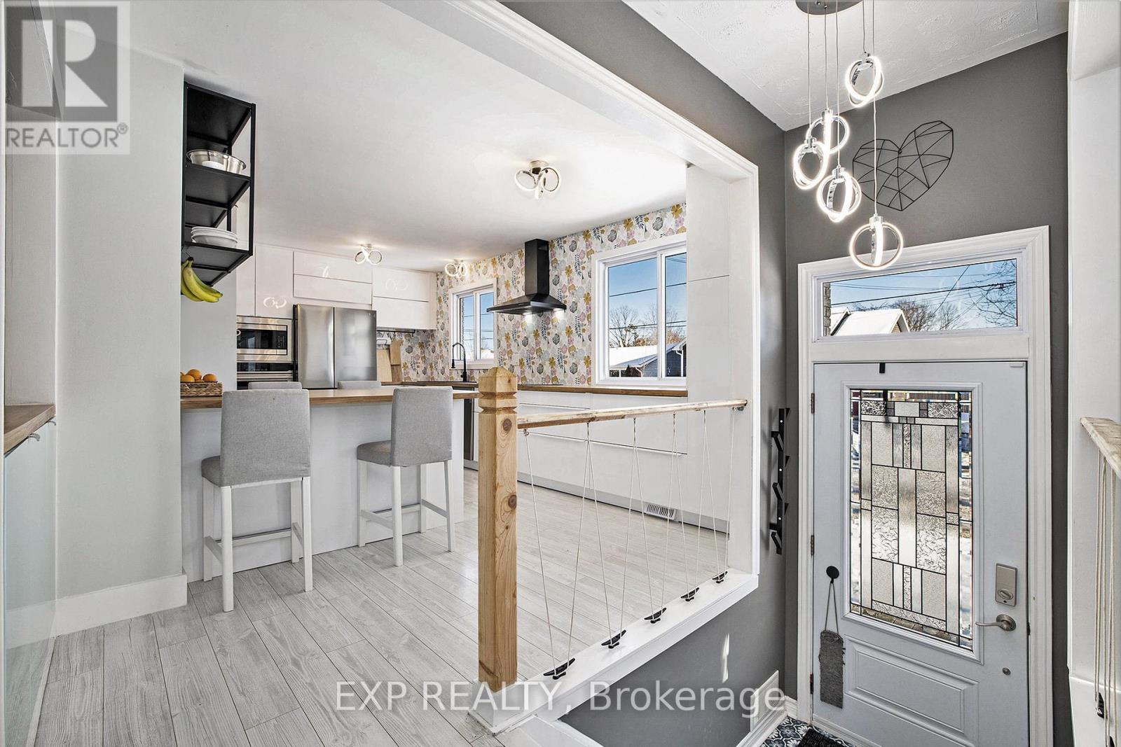 












179 WELLINGTON STREET

,
Carleton Place,




Ontario
K7C1B4

