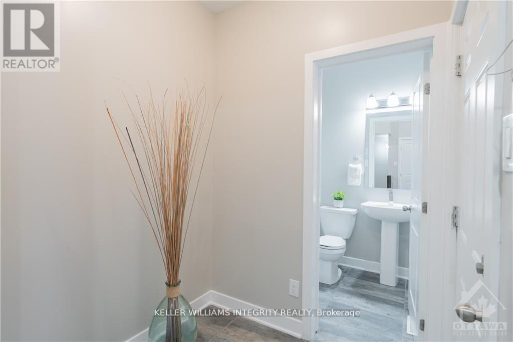 












551 TRIANGLE STREET

,
Ottawa,




Ontario
K2V0M5

