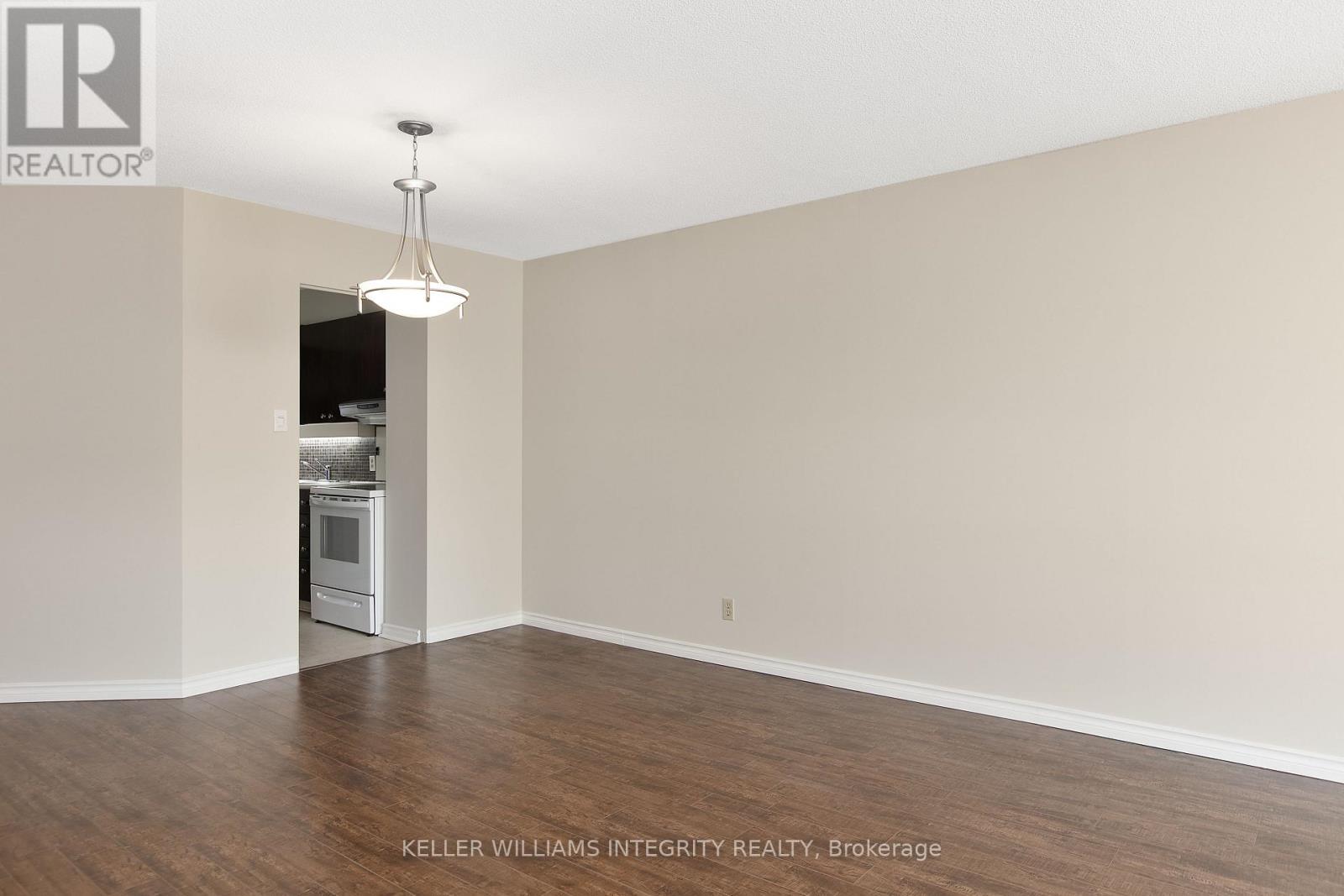 












503 - 151 BAY STREET

,
Ottawa,




Ontario
K1R7T2

