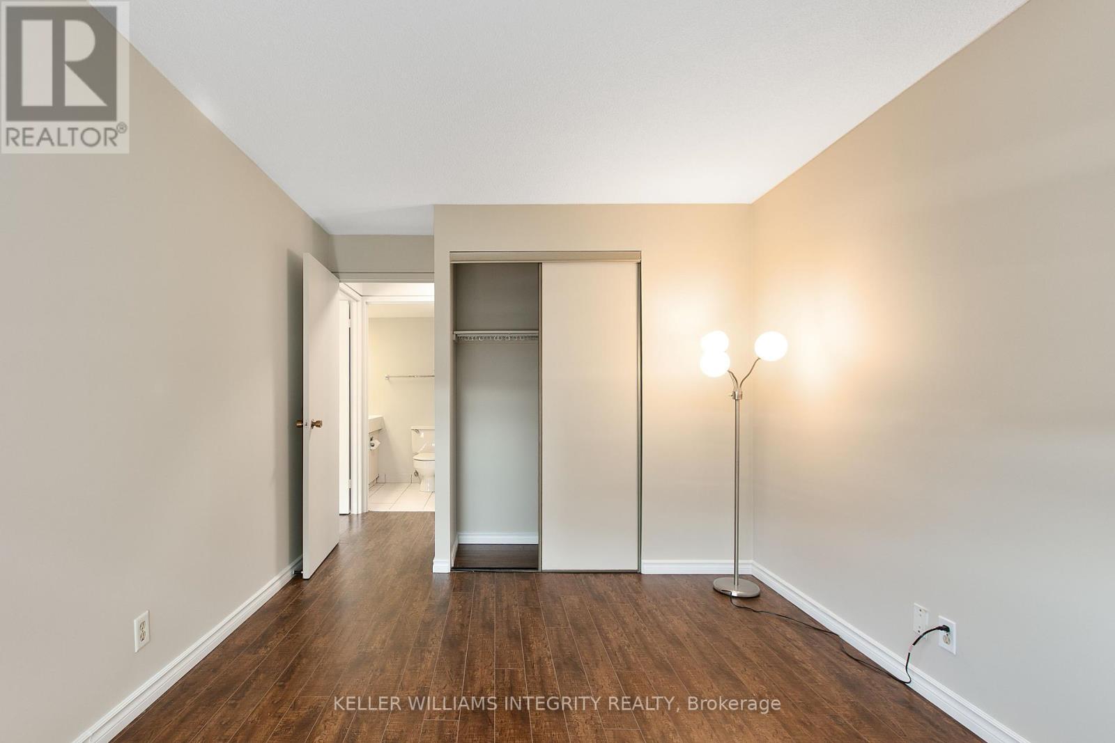 












503 - 151 BAY STREET

,
Ottawa,




Ontario
K1R7T2

