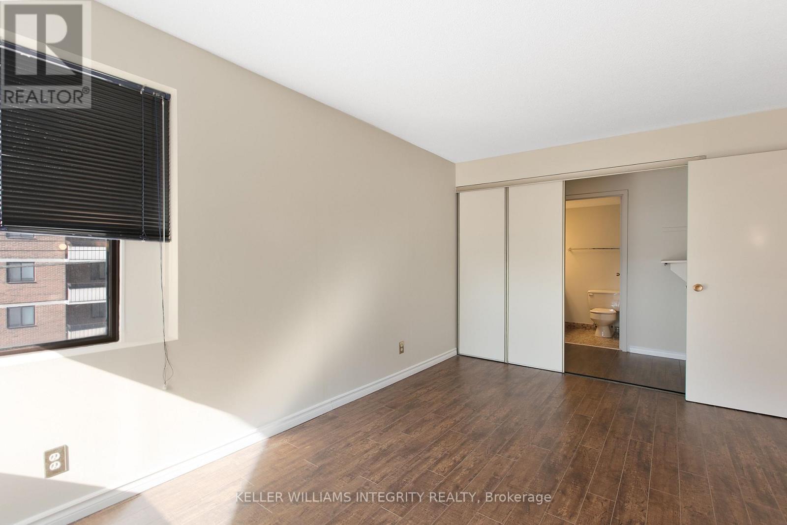 












503 - 151 BAY STREET

,
Ottawa,




Ontario
K1R7T2

