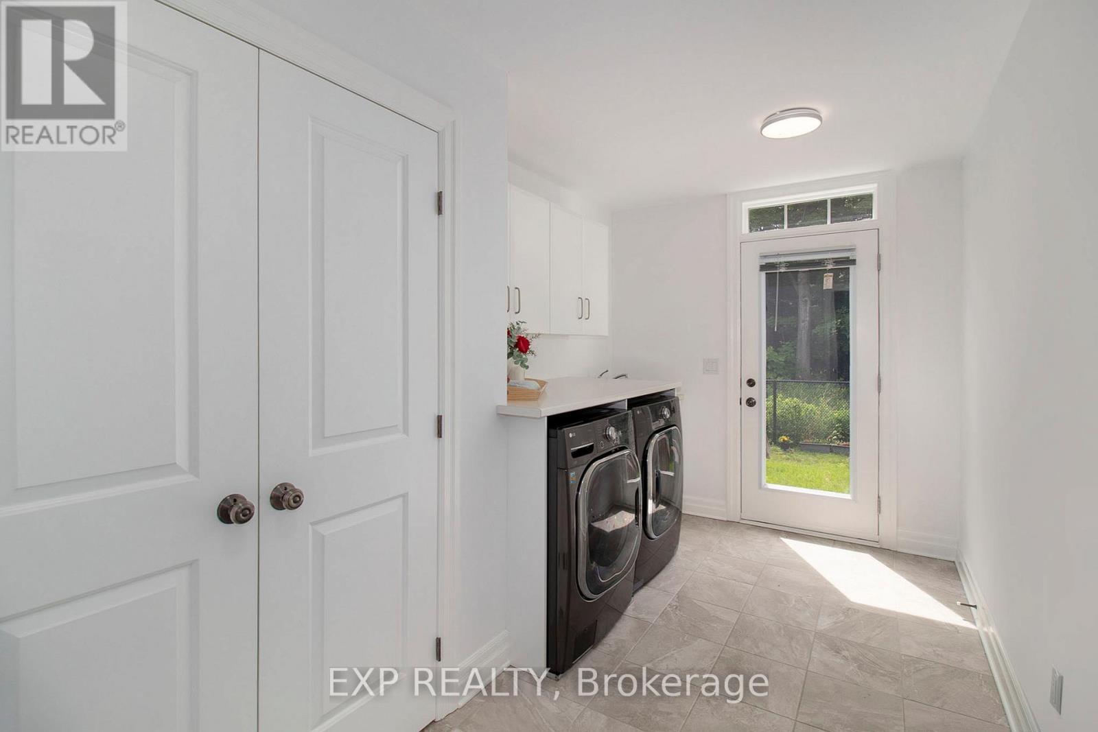 












179 AVRO CIRCLE

,
Ottawa,




Ontario
K1K4Y9

