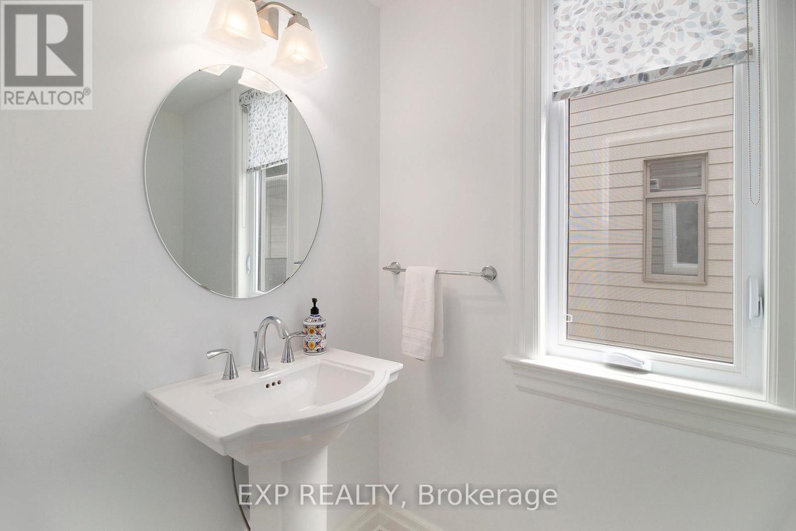 












179 AVRO CIRCLE

,
Ottawa,




Ontario
K1K4Y9

