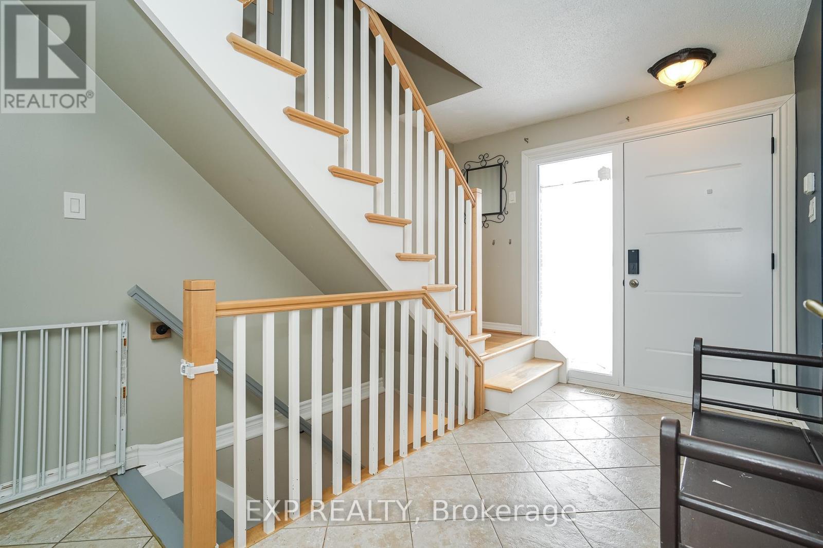 












4441 STAGECOACH ROAD

,
Ottawa,




Ontario
K0A2W0

