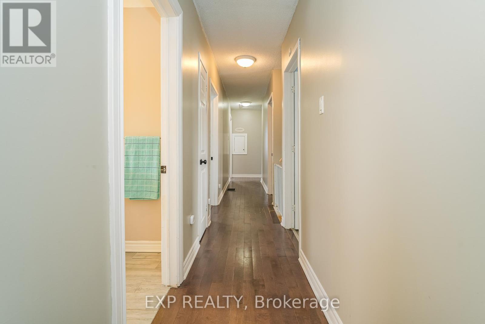 












4441 STAGECOACH ROAD

,
Ottawa,




Ontario
K0A2W0

