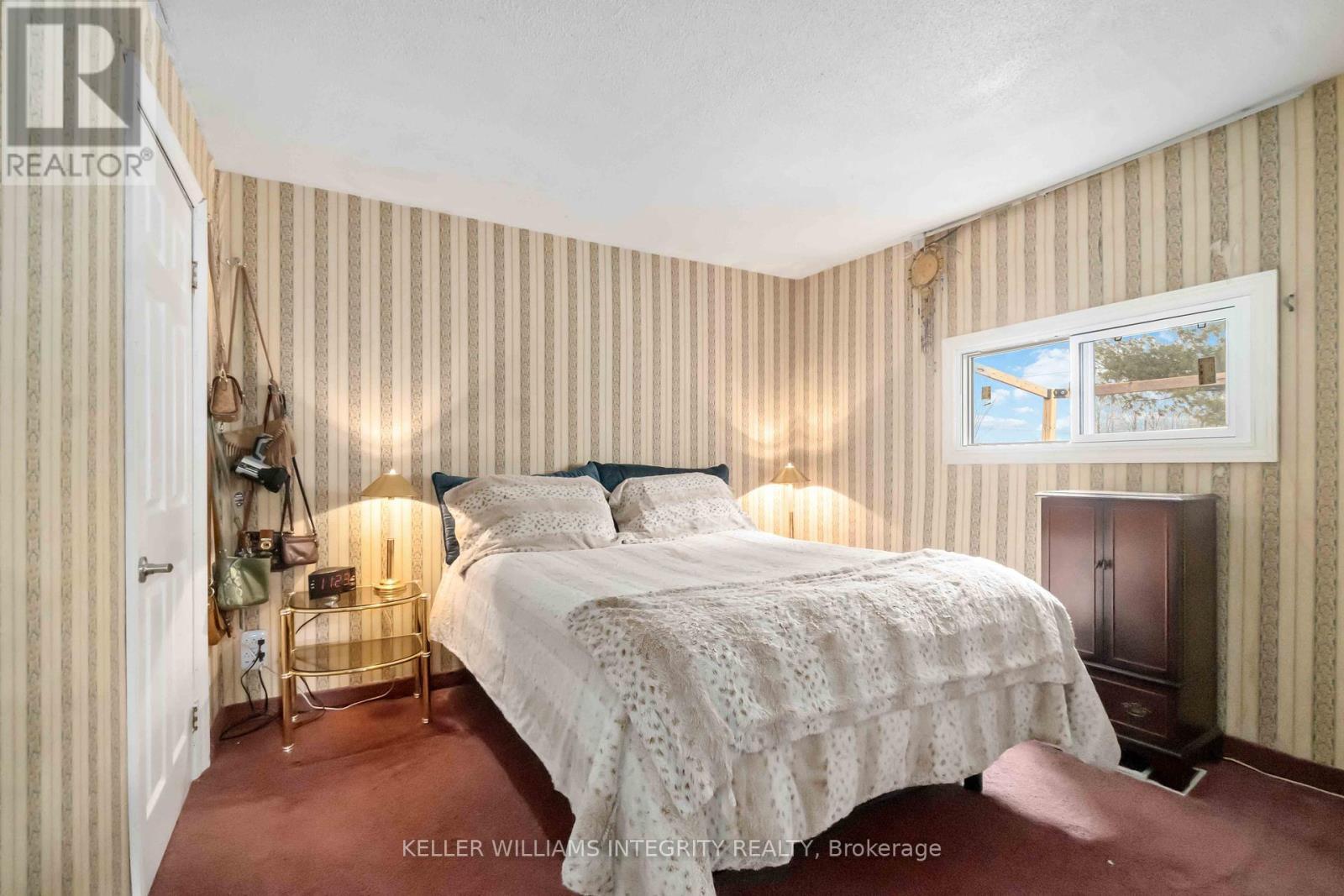 












295 GLENVIEW ROAD

,
Drummond/North Elmsley,




Ontario
K7A4S4


