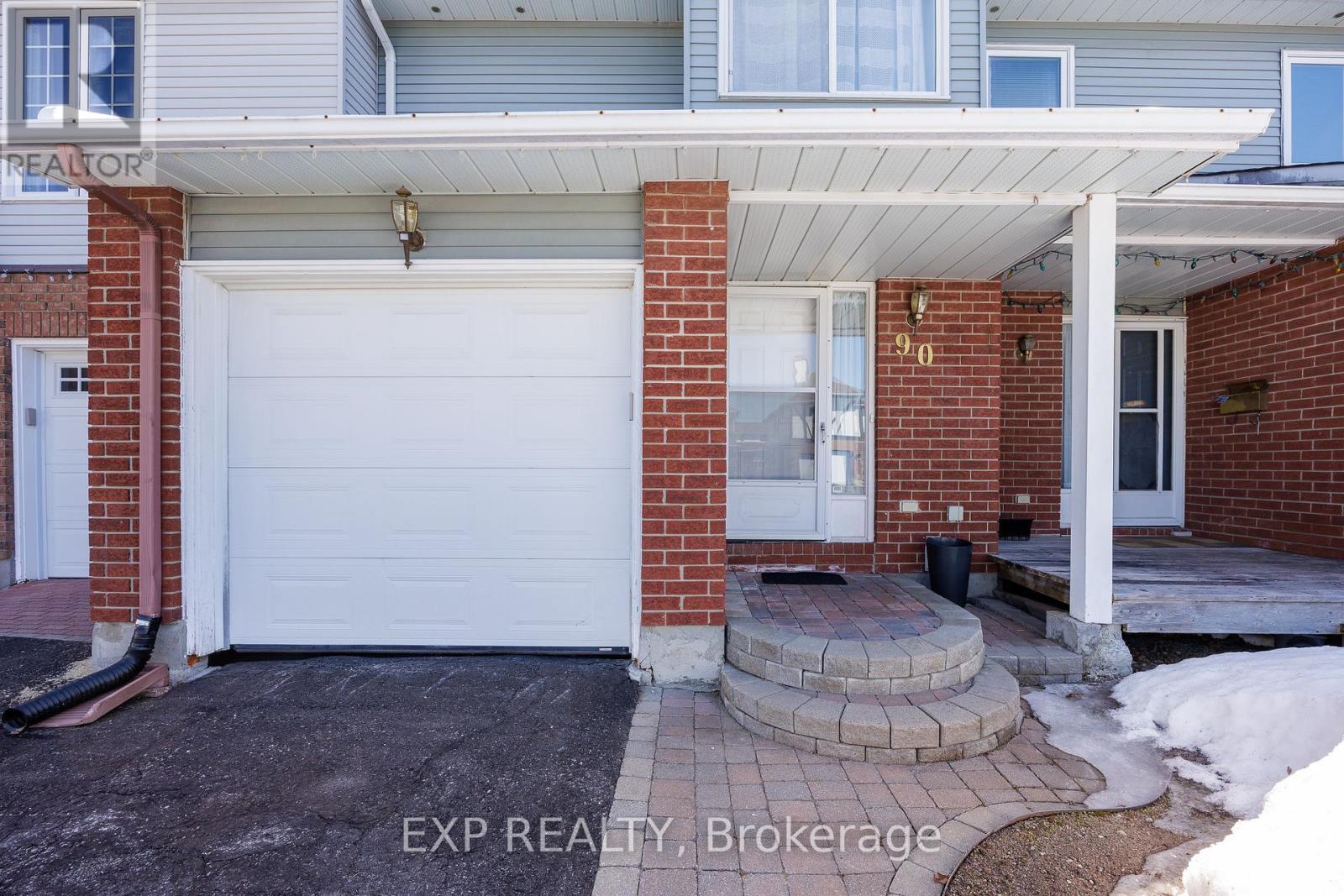 












90 PICKWICK DRIVE

,
Ottawa,




Ontario
K2J3E2

