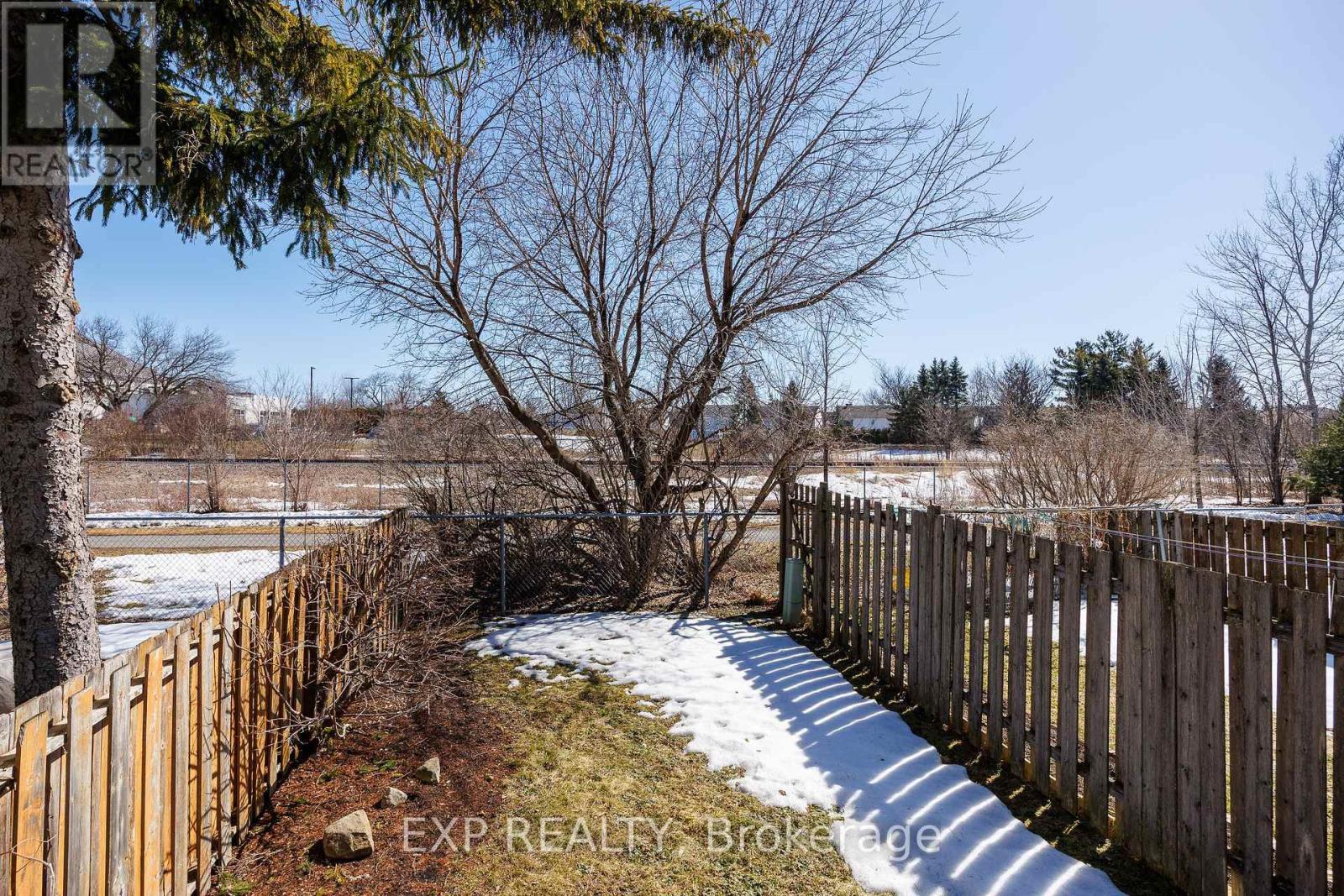 












90 PICKWICK DRIVE

,
Ottawa,




Ontario
K2J3E2


