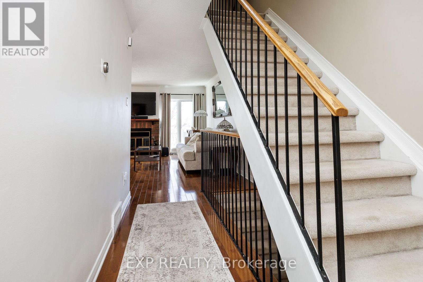 












90 PICKWICK DRIVE

,
Ottawa,




Ontario
K2J3E2

