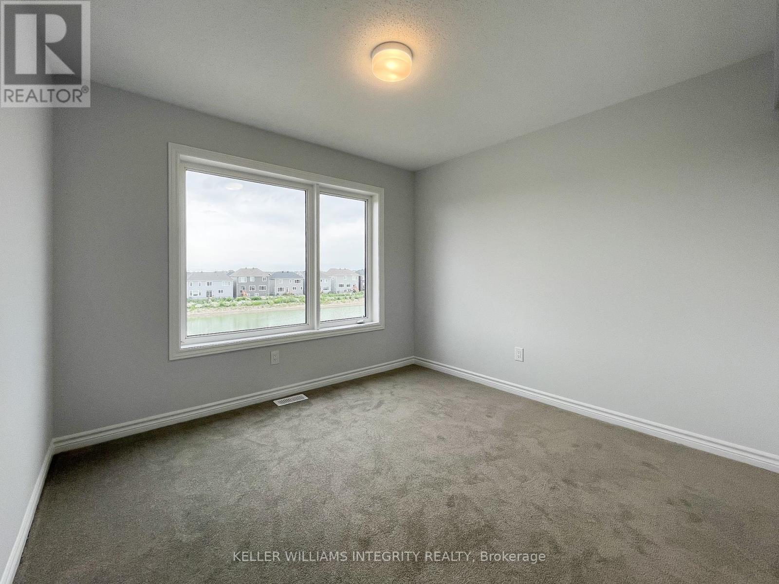 












610 DAMSON GARDENS GROVE

,
Ottawa,




Ontario
K2J7C8

