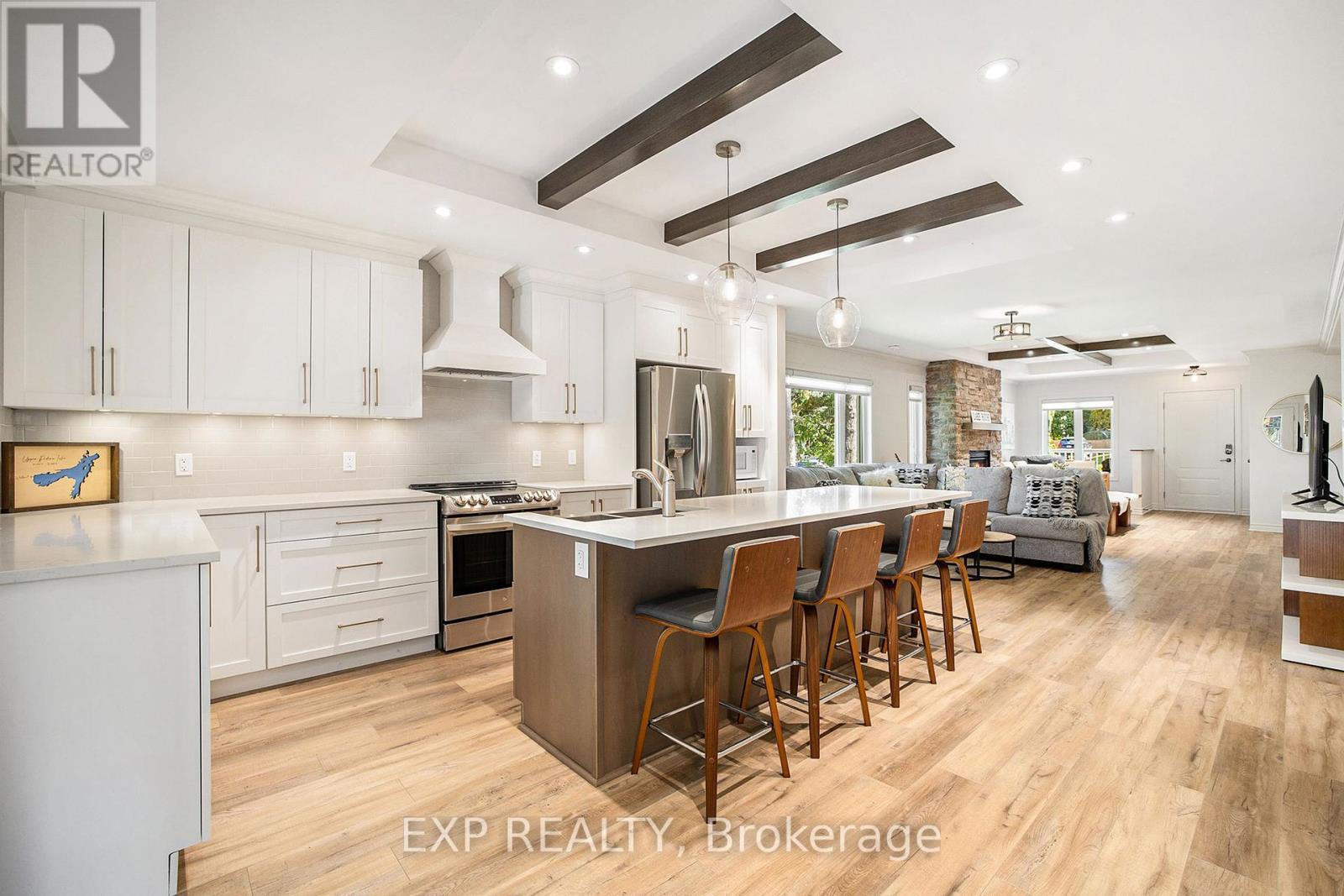 












6 WHELAN STREET N

,
Westport,




Ontario
K0G1X0

