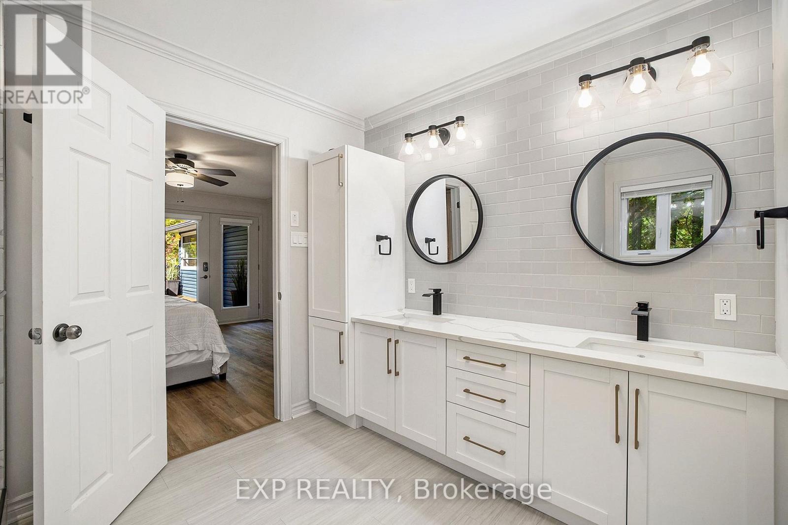 












6 WHELAN STREET N

,
Westport,




Ontario
K0G1X0

