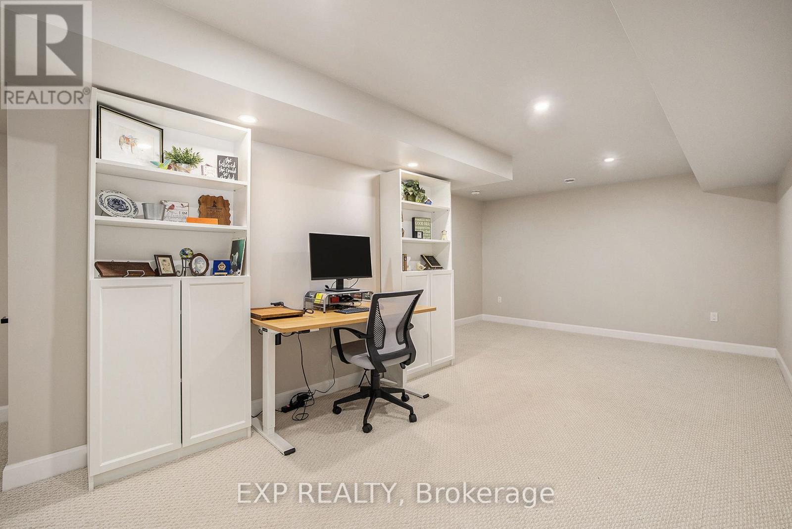 












6 WHELAN STREET N

,
Westport,




Ontario
K0G1X0

