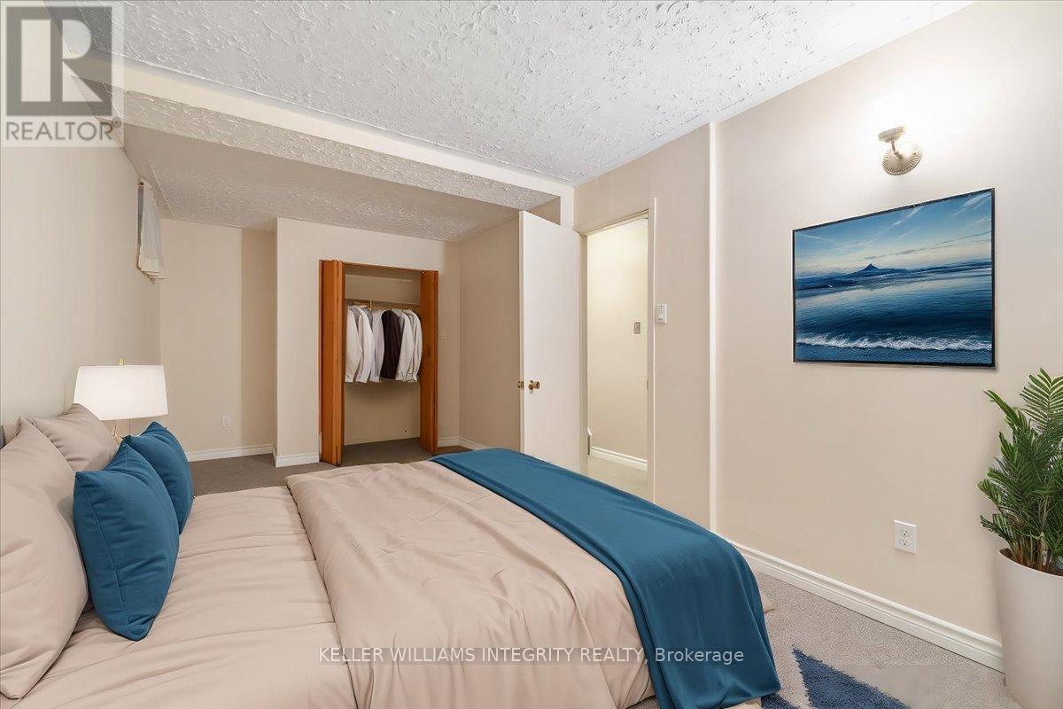 












320 REYNOLDS DRIVE

,
Ottawa,




Ontario
K1E1T2

