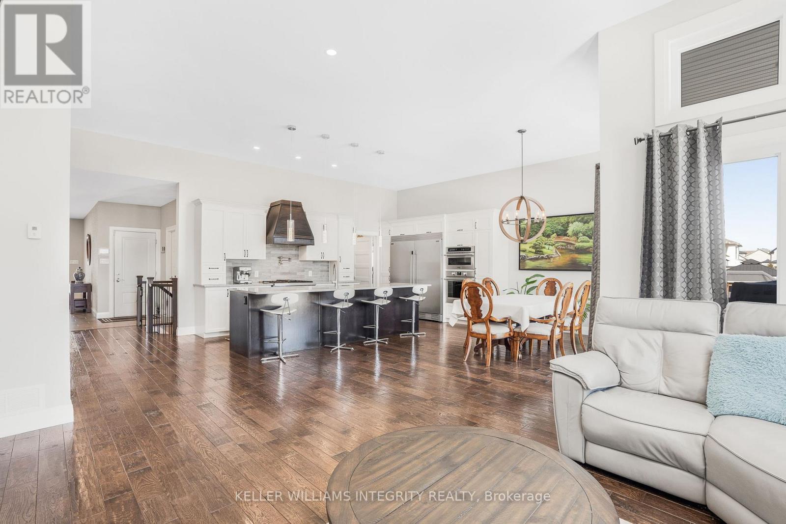 












42 GRANITE STREET

,
Clarence-Rockland,




Ontario
K4K0H8


