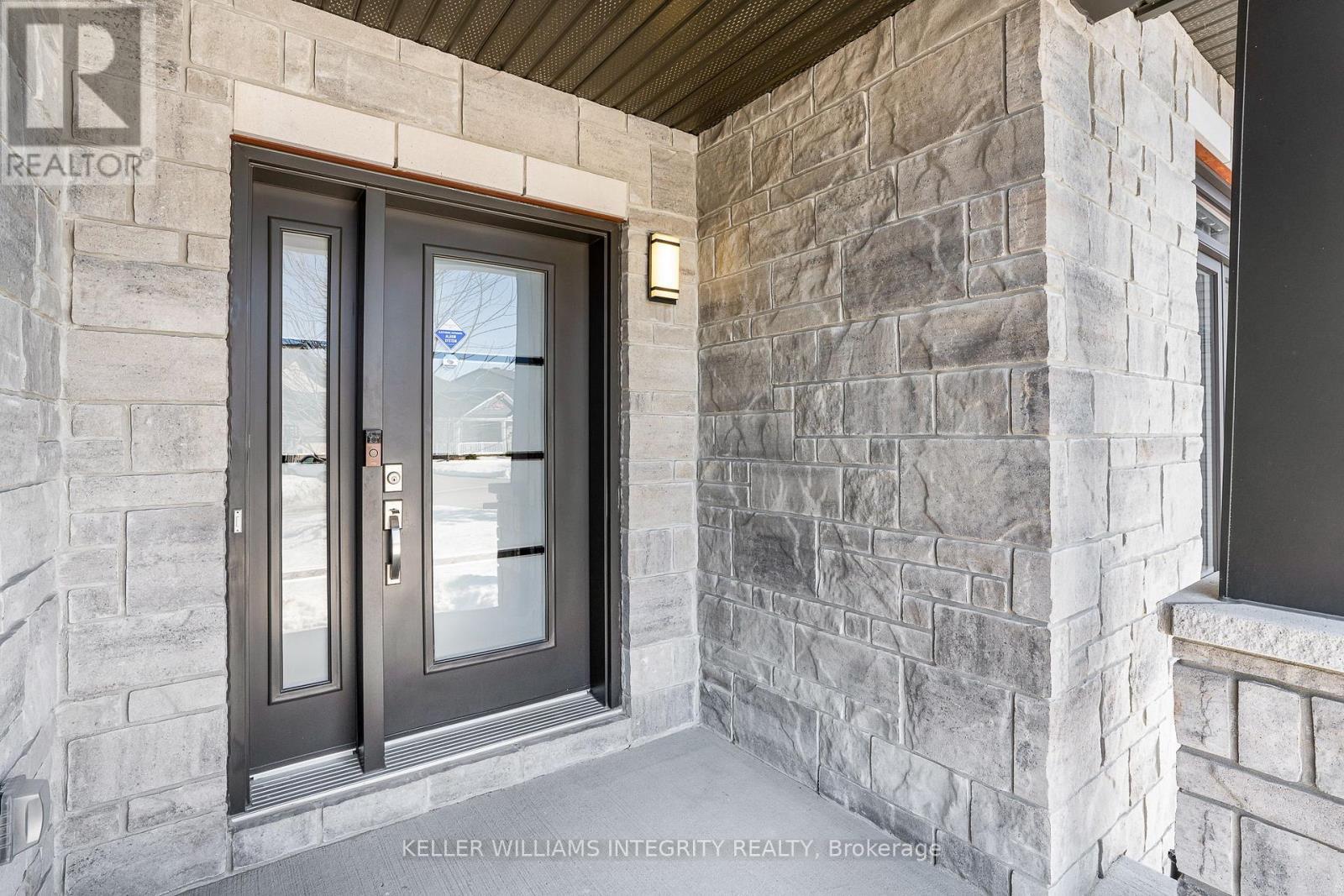 












42 GRANITE STREET

,
Clarence-Rockland,




Ontario
K4K0H8

