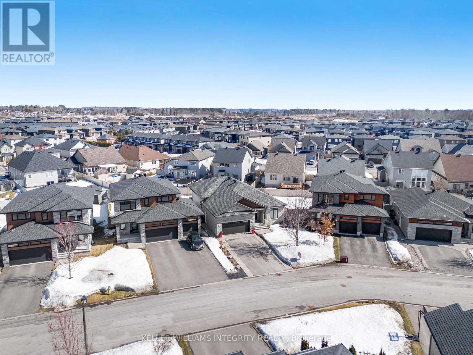 












42 GRANITE STREET

,
Clarence-Rockland,




Ontario
K4K0H8

