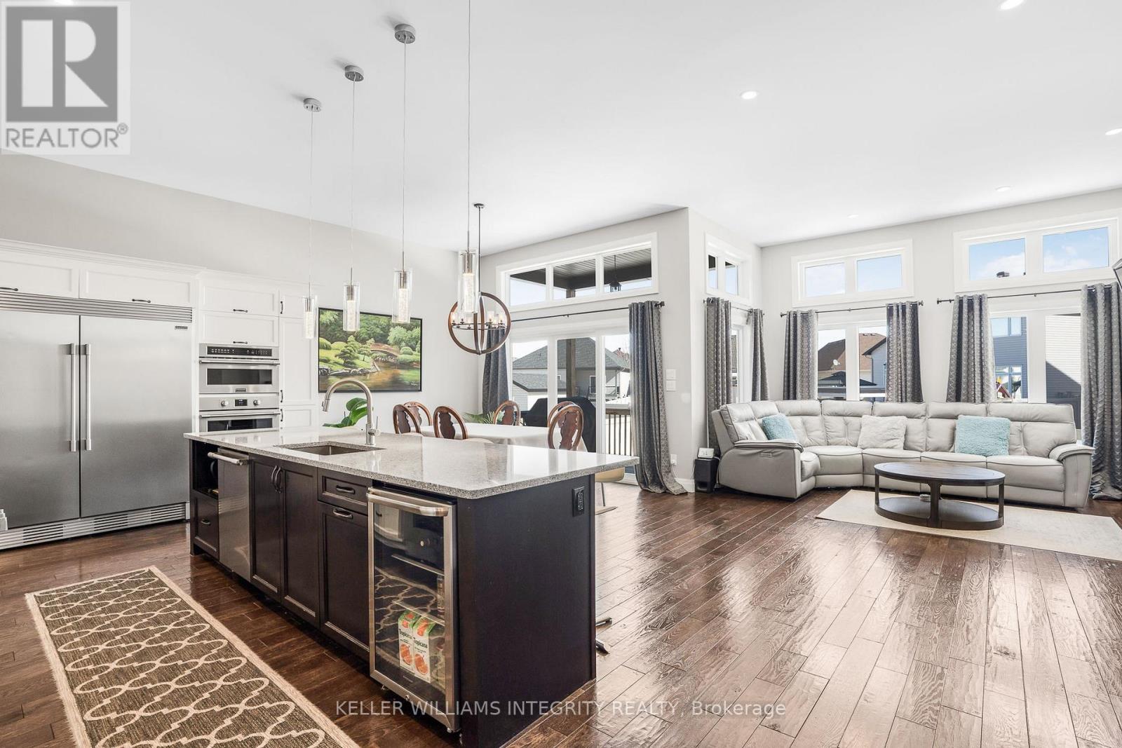 












42 GRANITE STREET

,
Clarence-Rockland,




Ontario
K4K0H8

