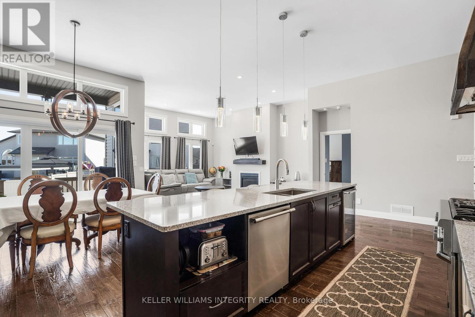 












42 GRANITE STREET

,
Clarence-Rockland,




Ontario
K4K0H8

