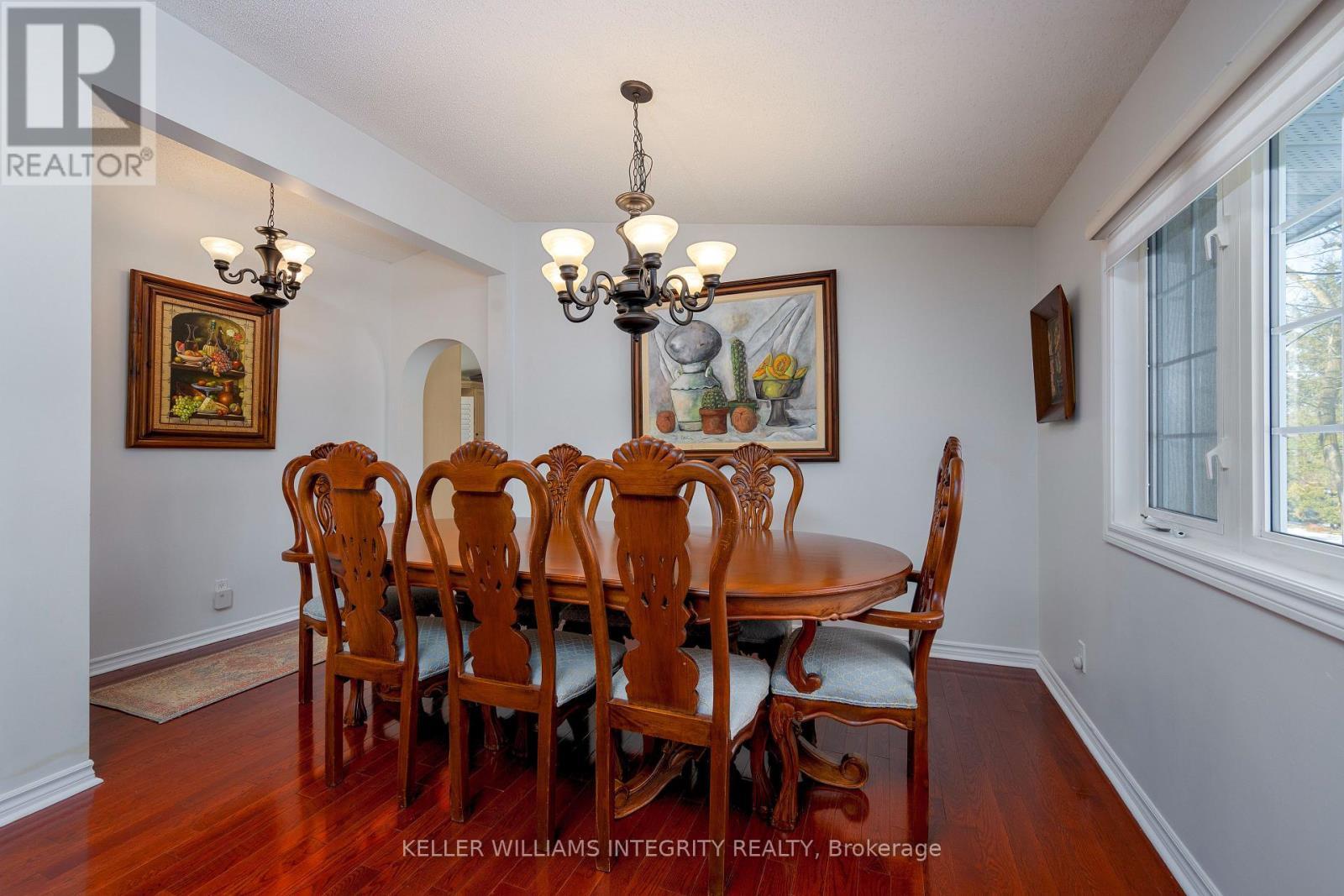 












3 BRIARCLIFFE DRIVE

,
Ottawa,




Ontario
K1J6E3

