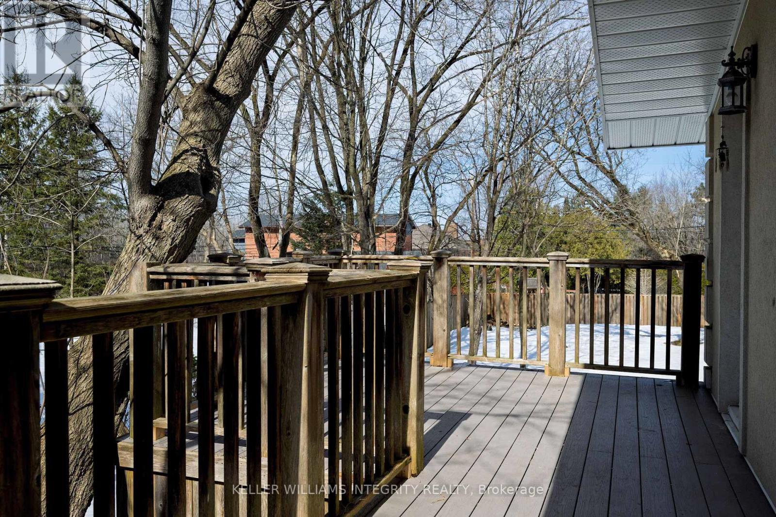 












3 BRIARCLIFFE DRIVE

,
Ottawa,




Ontario
K1J6E3

