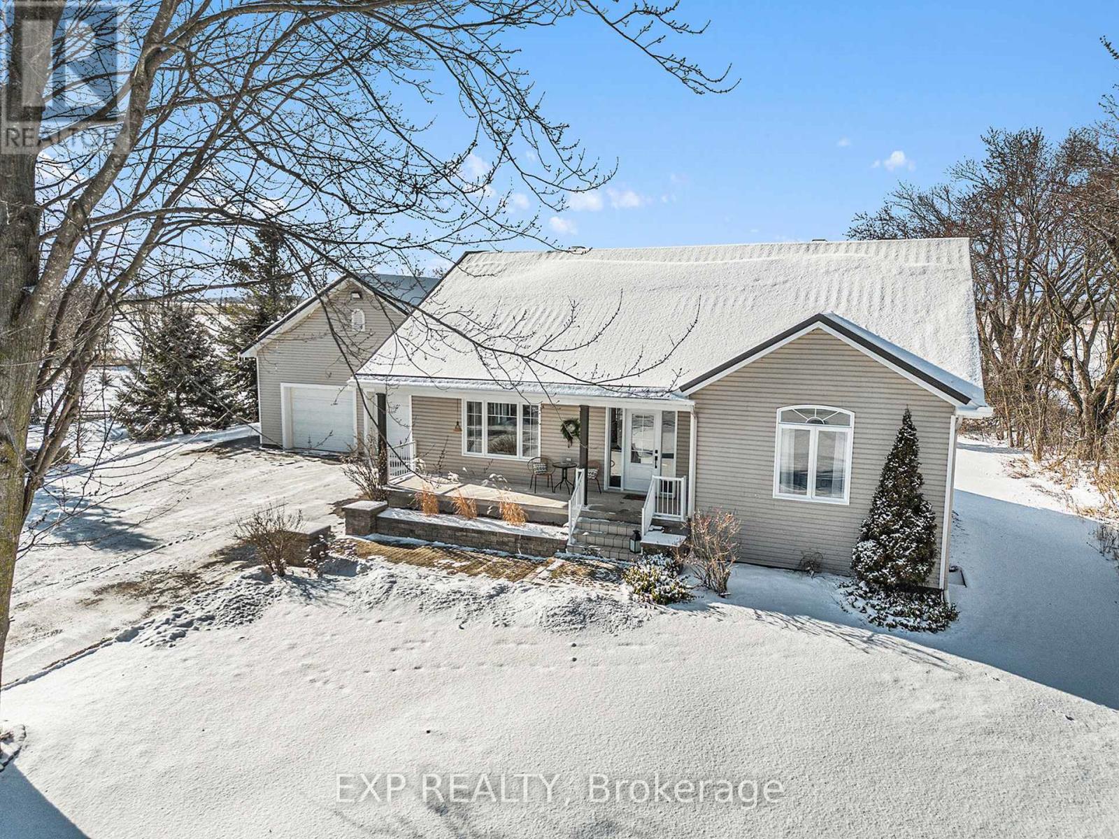 












1508 ST ANDRE ROAD

,
Russell,




Ontario
K0A1W0

