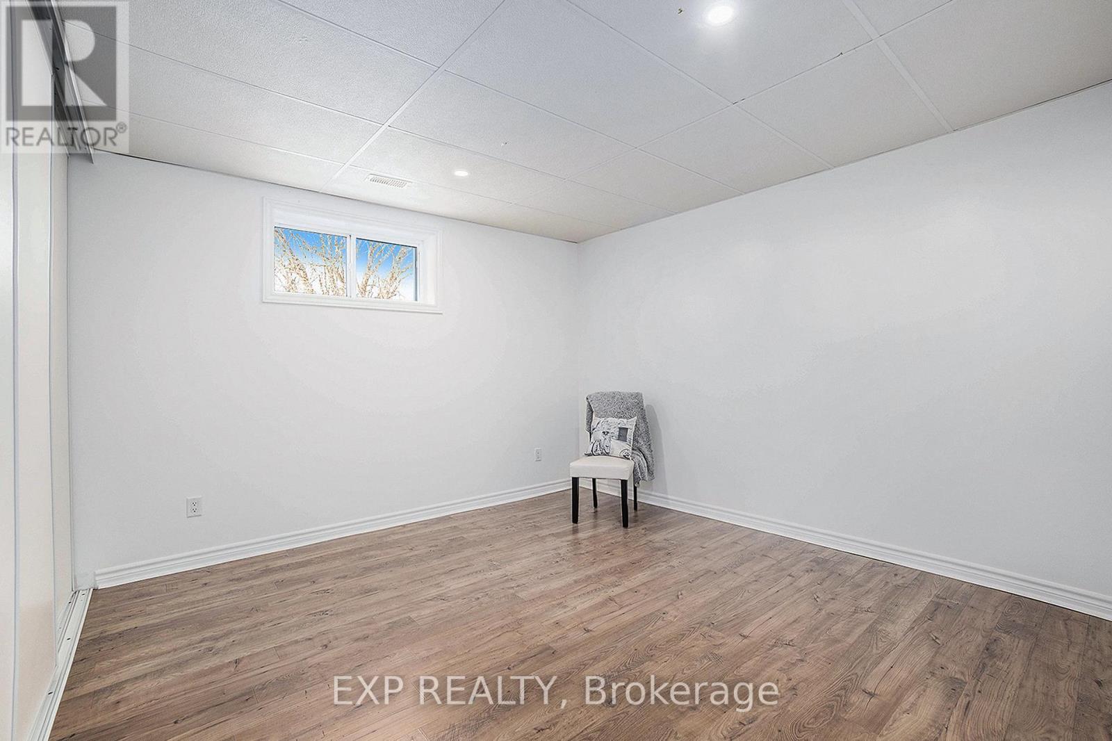 












1508 ST ANDRE ROAD

,
Russell,




Ontario
K0A1W0

