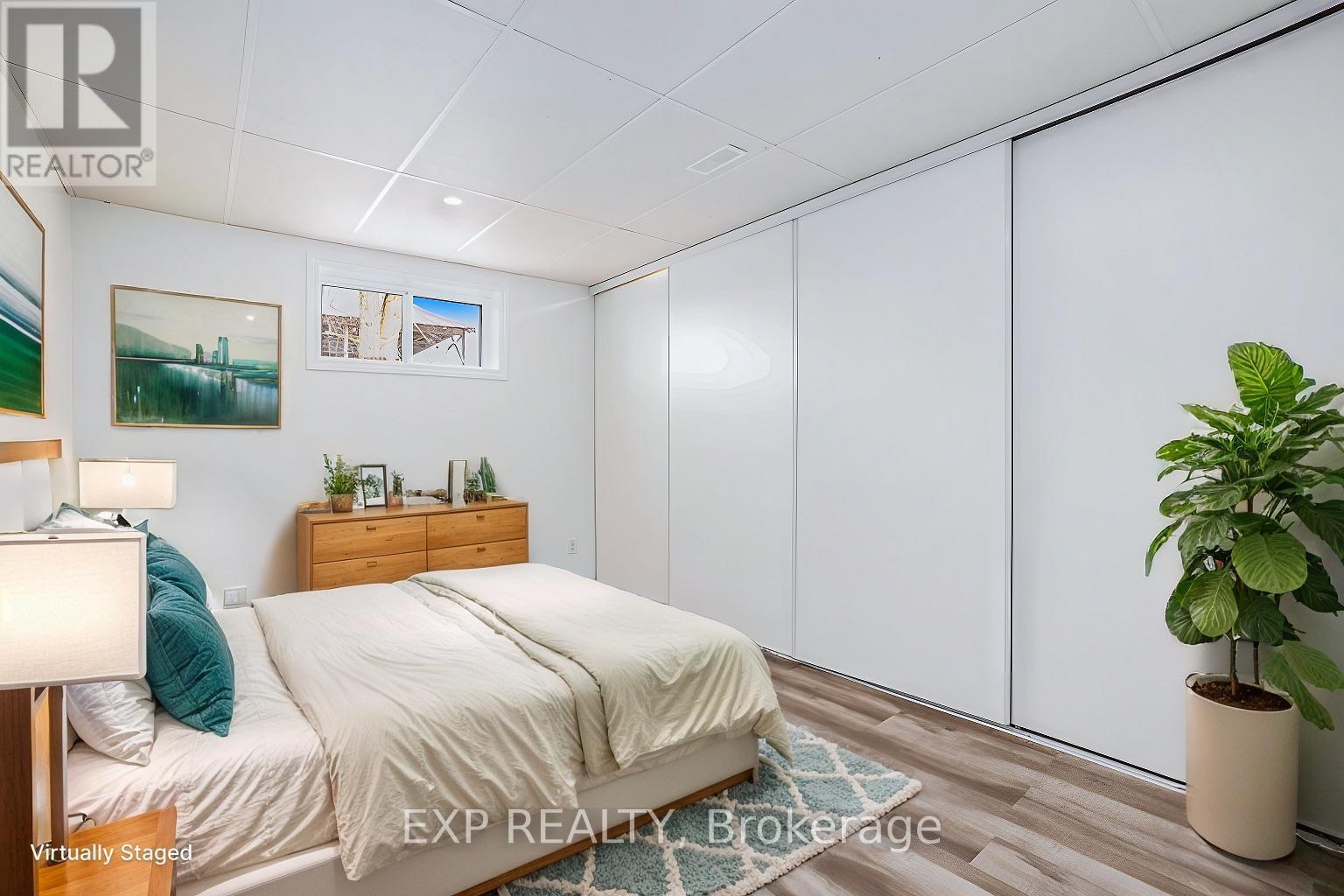 












1508 ST ANDRE ROAD

,
Russell,




Ontario
K0A1W0


